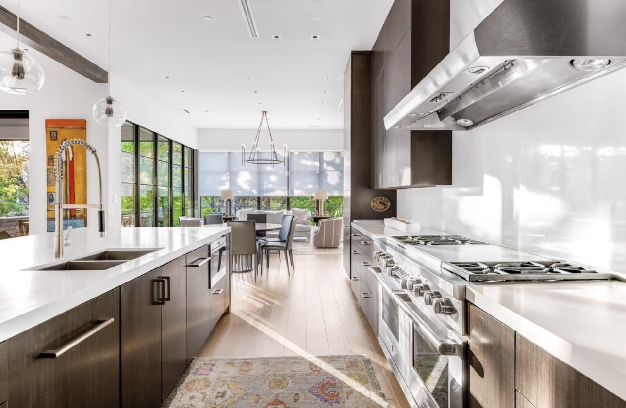 Luxury home cleaned by Kierland Cleaning