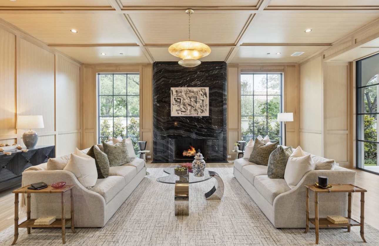 Luxury home cleaned by Kierland Cleaning