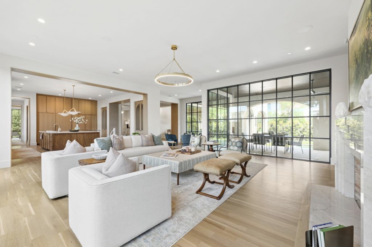 Luxury home cleaned by Kierland Cleaning